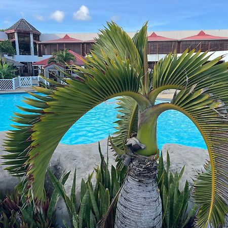 Studio Bord De Mer Avec Piscine - Le Manganao, Saint-Francois Экстерьер фото